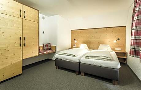 Classic Single Room