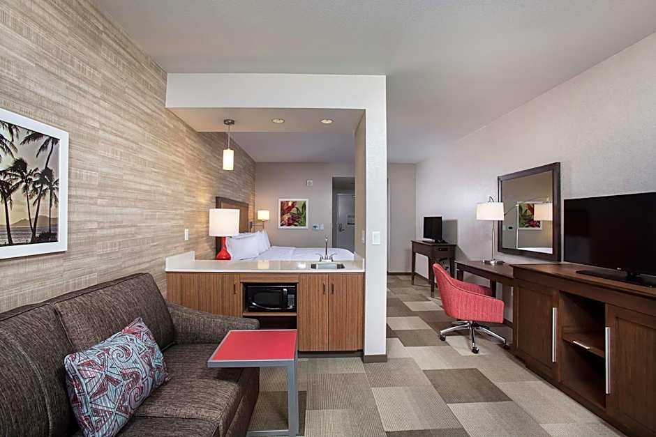 Hampton Inn By Hilton & Suites Oahu/Kapolei, HI