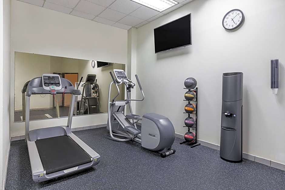 Days Inn by Wyndham Sherman