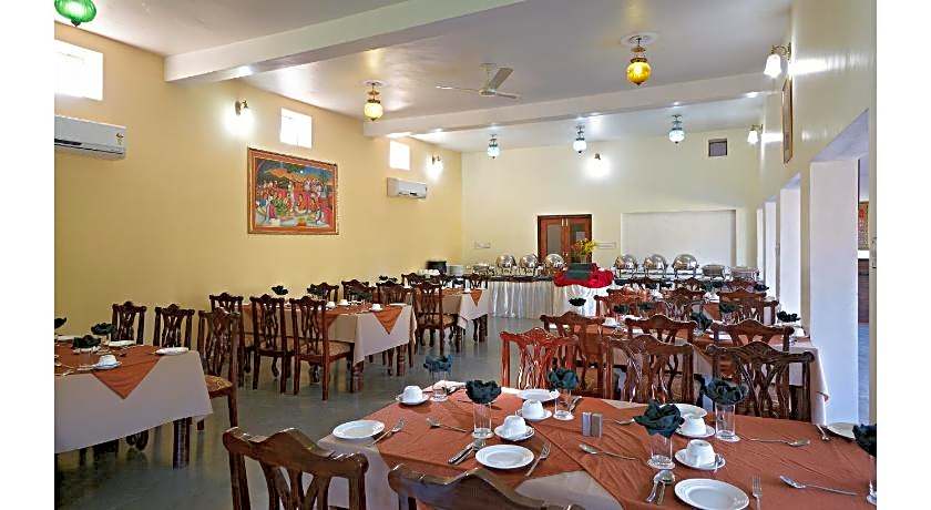 Dhawala Resort by Aamod 