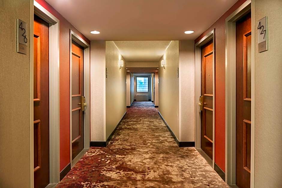 DoubleTree By Hilton Hotel Largo/Washington DC