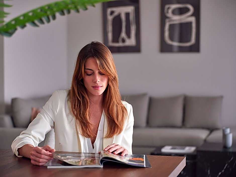 Bond Smart Living Suites