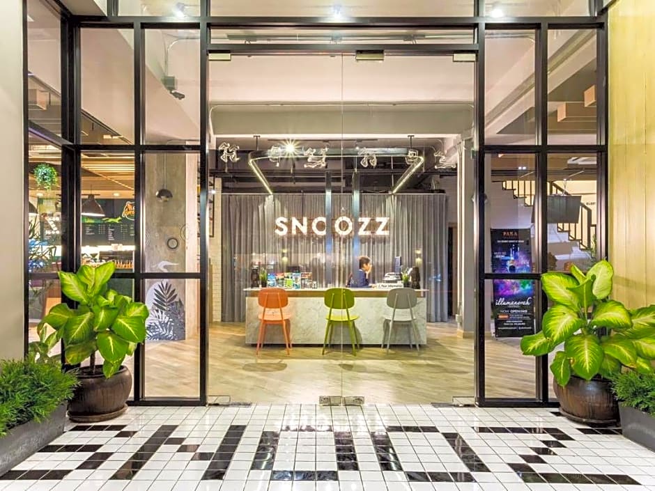 Snoozz Hotel