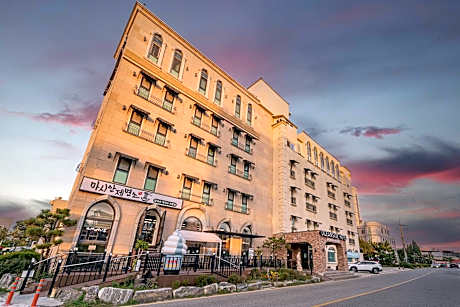 Incheon Airport Oceanside Hotel