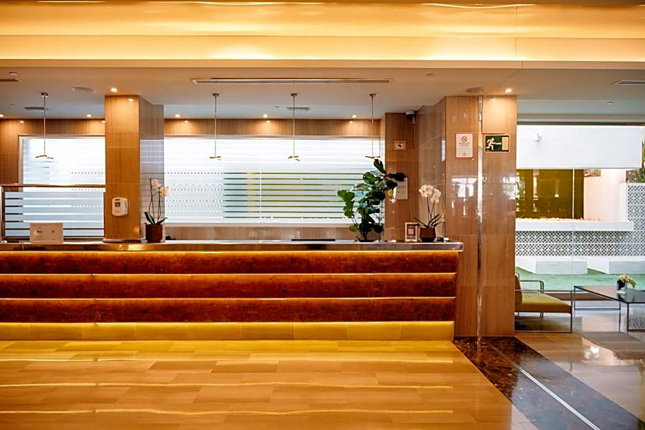 MS AGUAMARINA SUITES