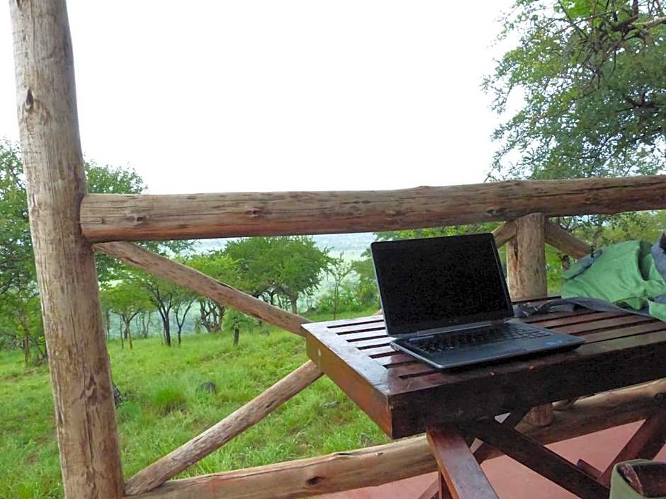 African Sunrise Lodge and Campsite