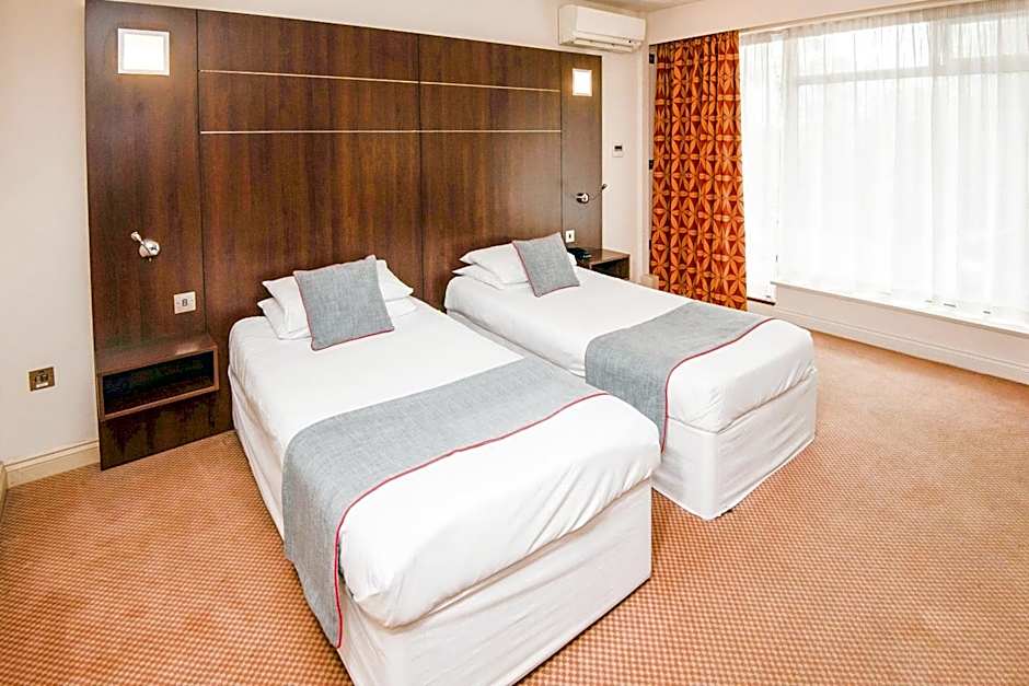 The Bridge House Hotel