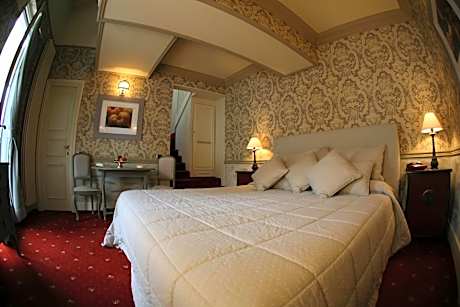 Double or Twin Room with Lake View - Split Level