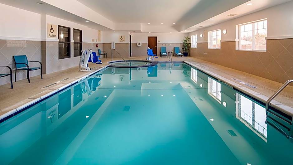 Best Western Plus Denver City Hotel & Suites