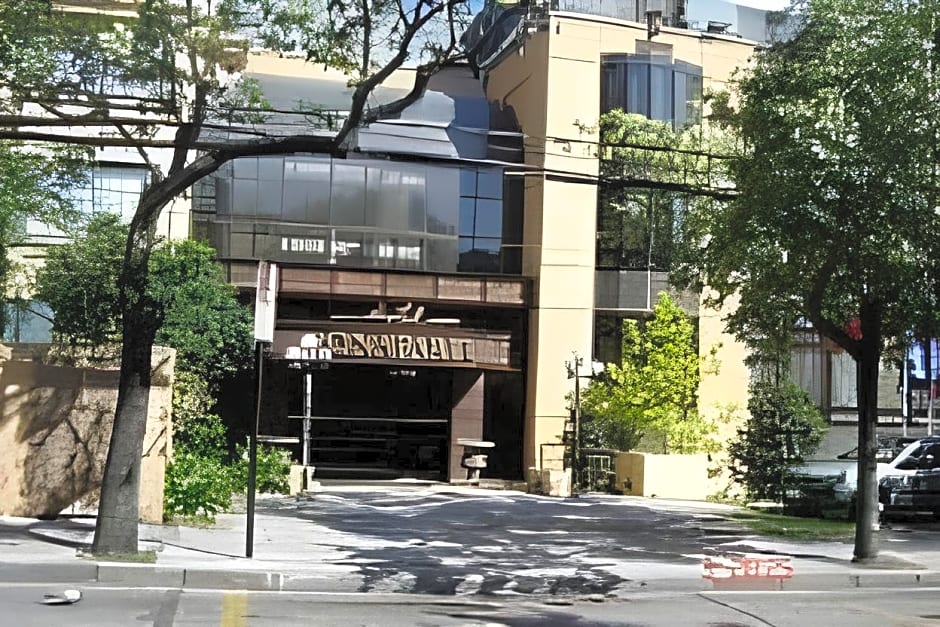 Park Plaza Bonaparte Boutique