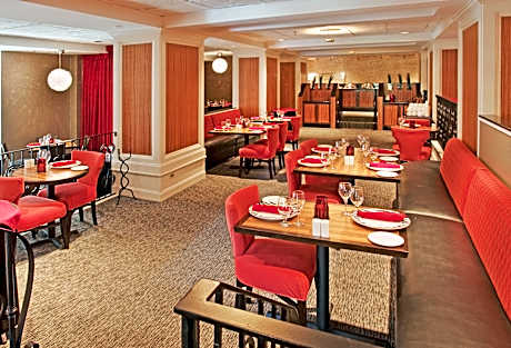 Holiday Inn Kansas City Downtown - Aladdin