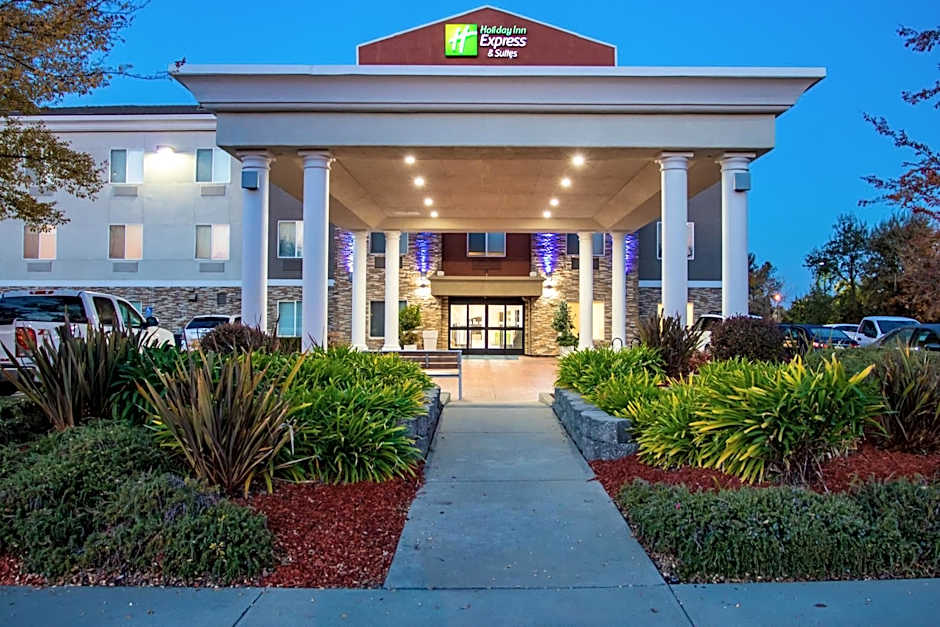 Holiday Inn Express Hotel & Suites Roseville - Galleria Area By IHG