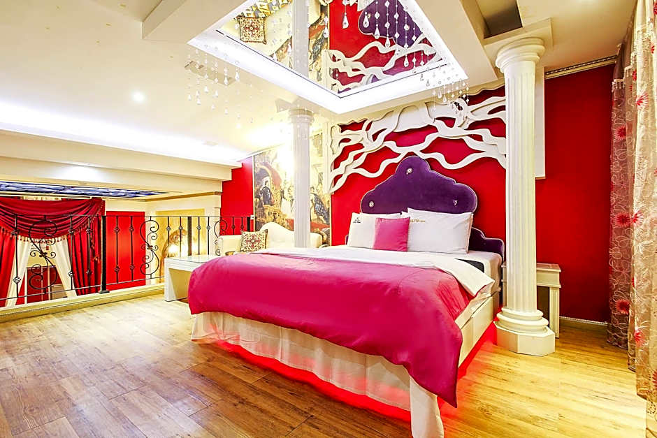 Paju Belita N Good Time Motel