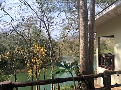 Saiyok River House