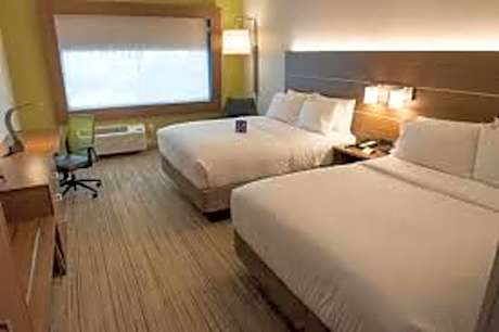 Standard Room with Two Queen Beds