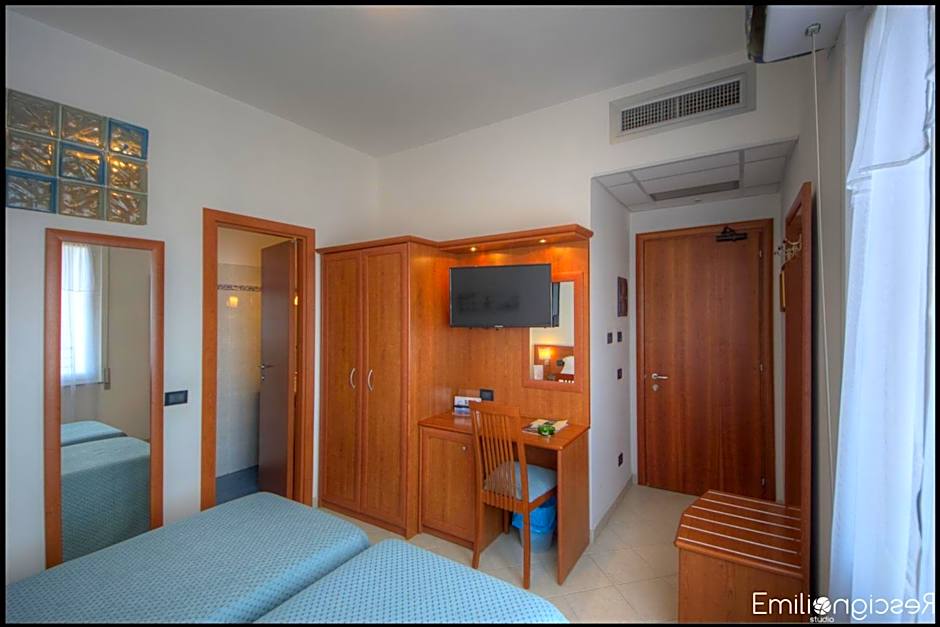 Hotel Noris