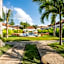 Nomada Villas - Giant Pool - Private Kitchen - Free Gym Access - Up to 40Mbps WiFi