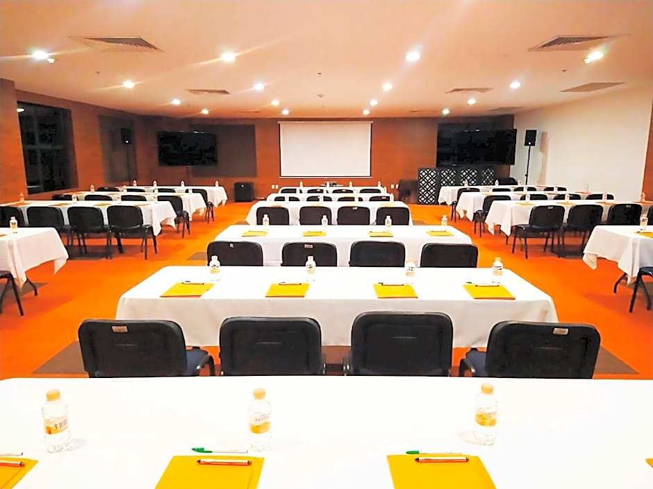 Holiday Inn Mexico Santa Fe By IHG