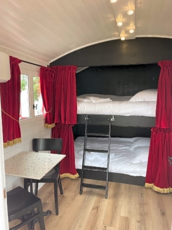 îlot de roulottes -Roulotte-Salle de bain privée-Vue sur la campagne