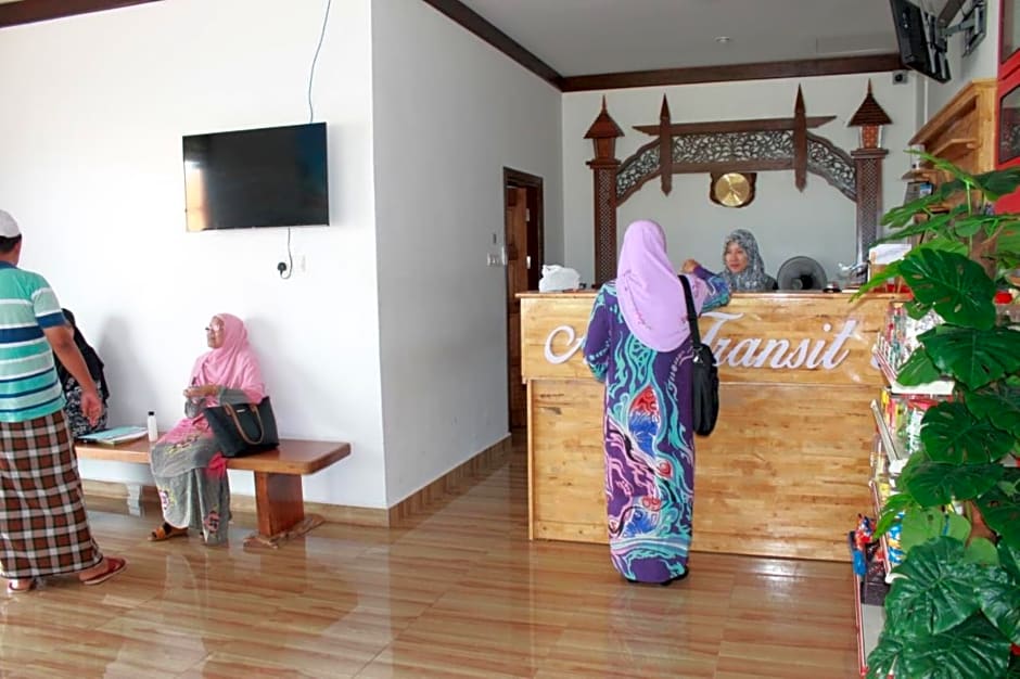 AM Transit Inn Kuala Terengganu by ZUZU