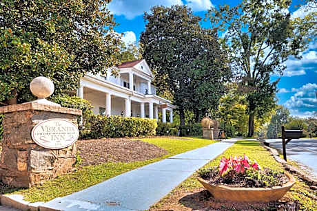 Veranda Historic Inn