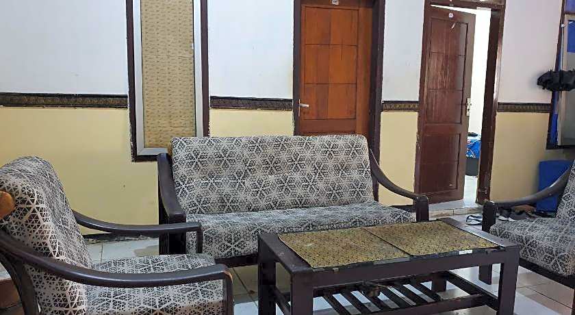 OYO Life 92622 Jatiluhur Kost Syariah