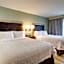 Hampton Inn By Hilton & Suites Milwaukee West