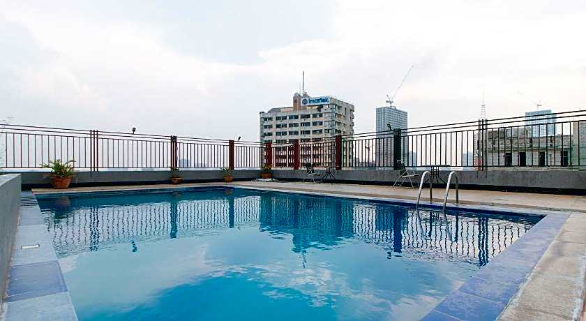 RedDoorz @ Melbourne Suites Makati