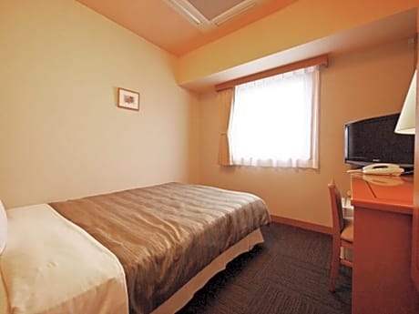 Double Room with Small Double Bed - Non-Smoking