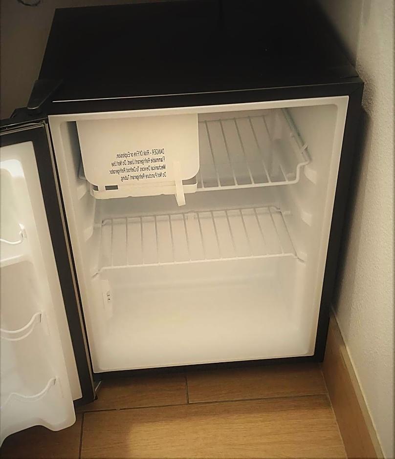 DAY N NIGHT INN - Near Universal Studios Hollywood