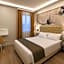 Petit Hotel