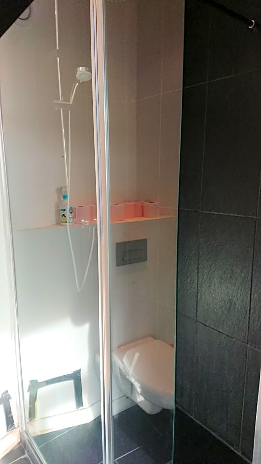 Studio Hypercentre proche gares et métro