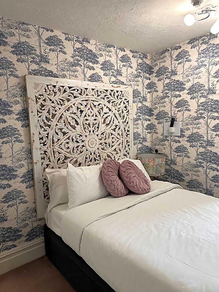 The Boho - 4 min walk to beach & town