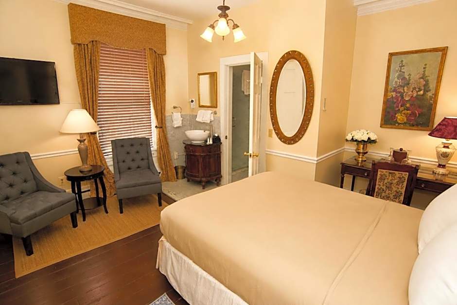 The Inns On Bellevue