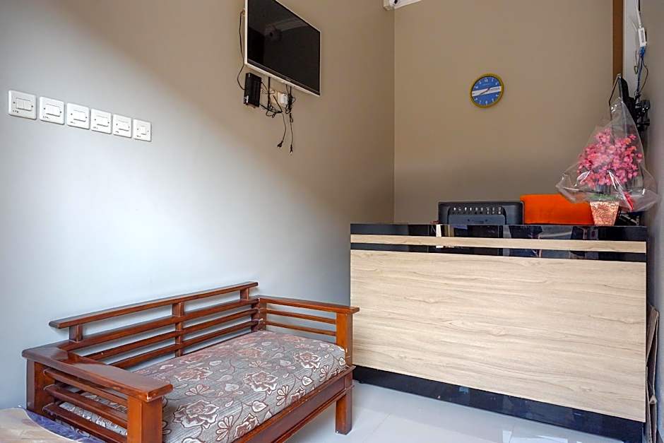 Urbanview Hotel near Alun Alun Tegal