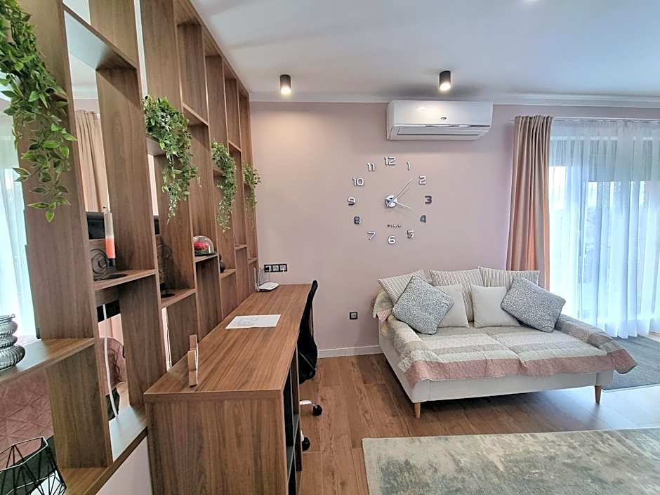 Panorama Deluxe Aparthotel