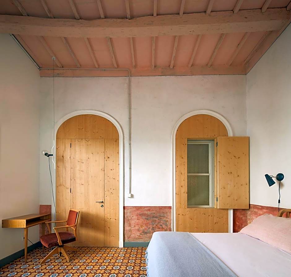 Hotel Hevresac Singular & Small