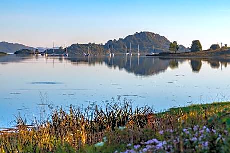 The Galley Of Lorne Inn