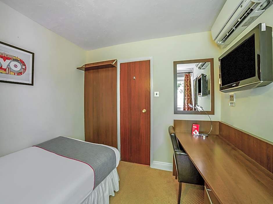 The Bridge House Hotel