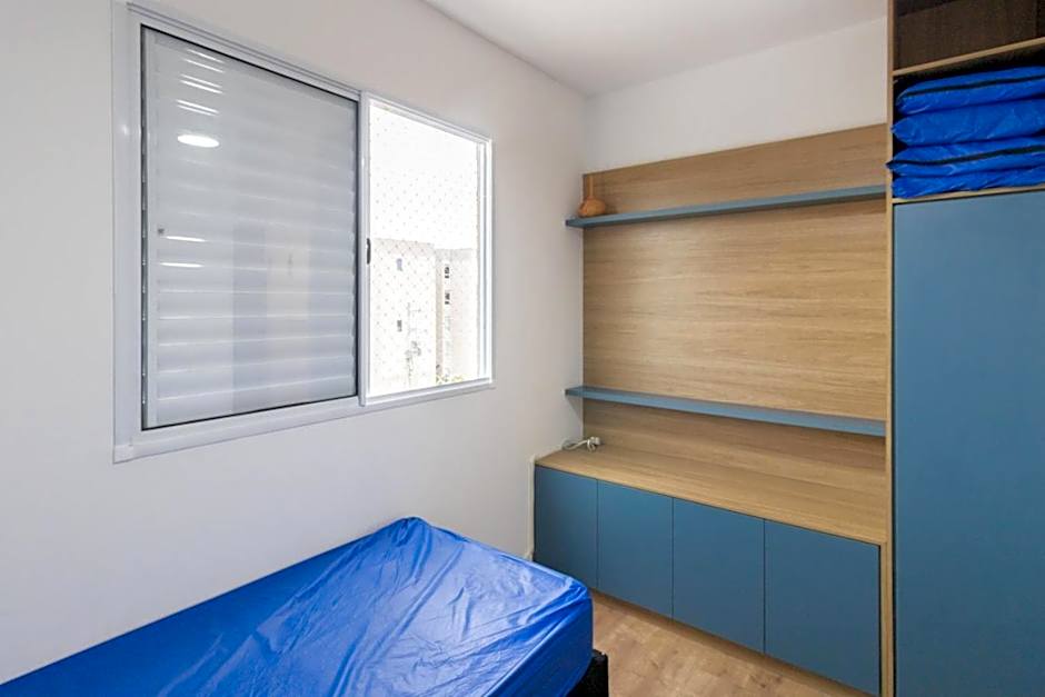 Apto c piscina e WiFi na Praia da Enseada -Guaruja