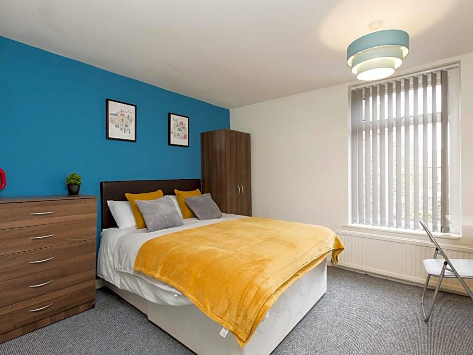 TownHouse PLUS @ 40 West St