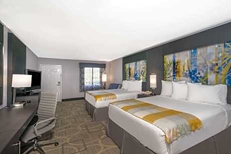 Days Inn by Wyndham Asheville North