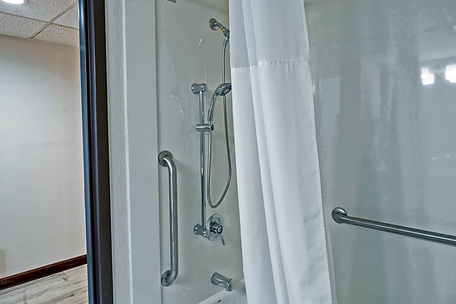 QUALITY INN MILAN-SANDUSKY
