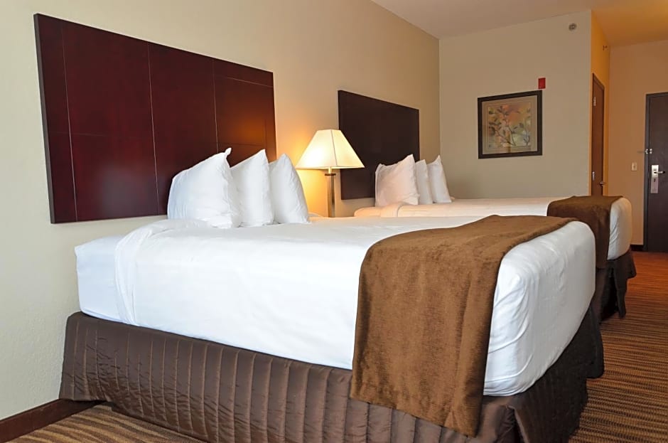 Cobblestone Inn & Suites - Clarion