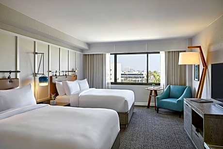 Two Queen Beds