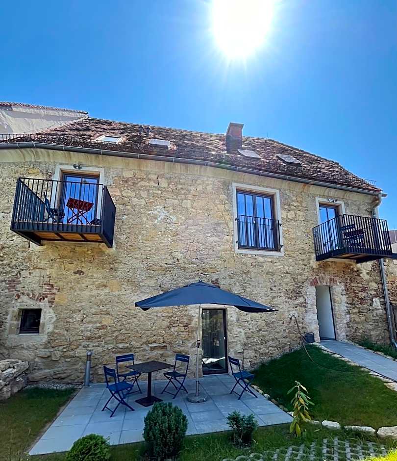 Kaiser von Österreich, Historik- und Thermalhotel