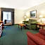 La Quinta Inn & Suites by Wyndham Detroit Canton