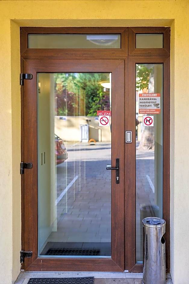 Casa Luxury Wellness Apartman By BLTN