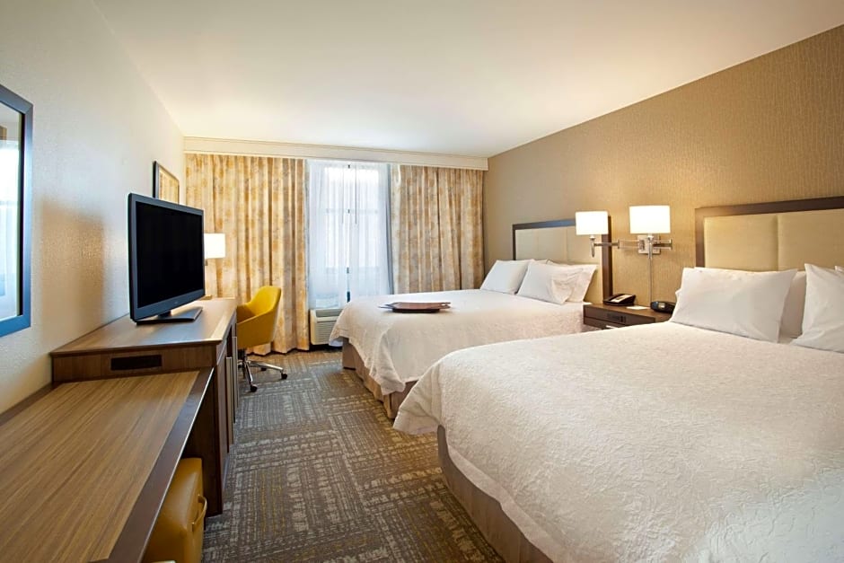 Hampton Inn By Hilton & Suites Minneapolis/Downtown