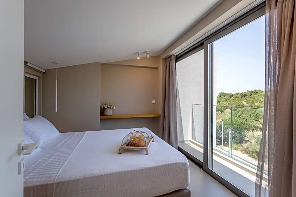 Noemie Luxury Suites